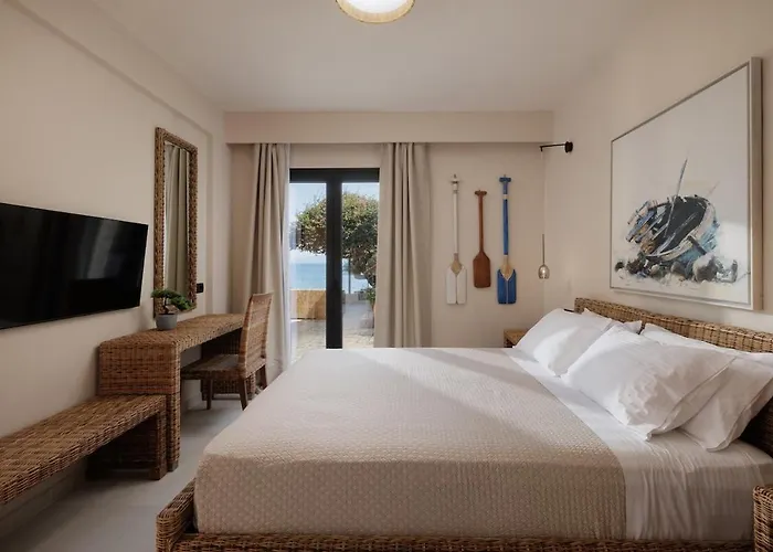 Alia, Your Modern Beachfront Escape * 贝尼蔡斯