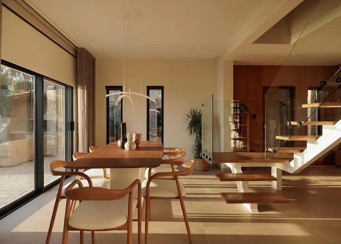 别墅 Alia, Your Modern Beachfront Escape
