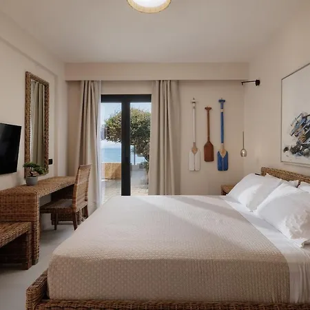 Alia, Your Modern Beachfront Escape * Benitses (Corfu)