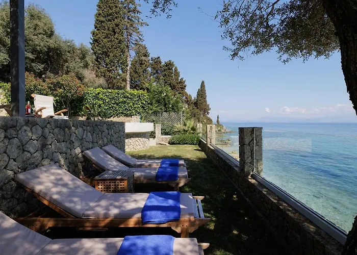 Villa Alia, Your Modern Beachfront Escape Benitses (Corfu)