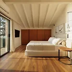 Alia, Your Modern Beachfront Escape *