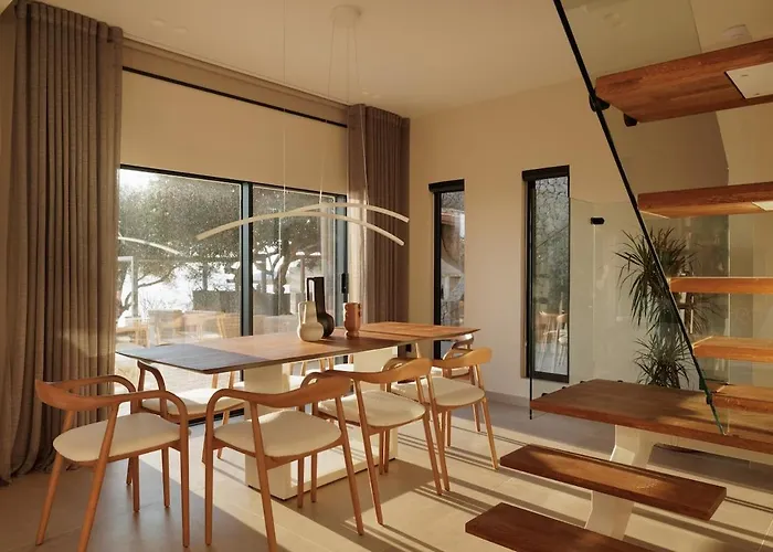 Alia, Your Modern Beachfront Escape Вилла